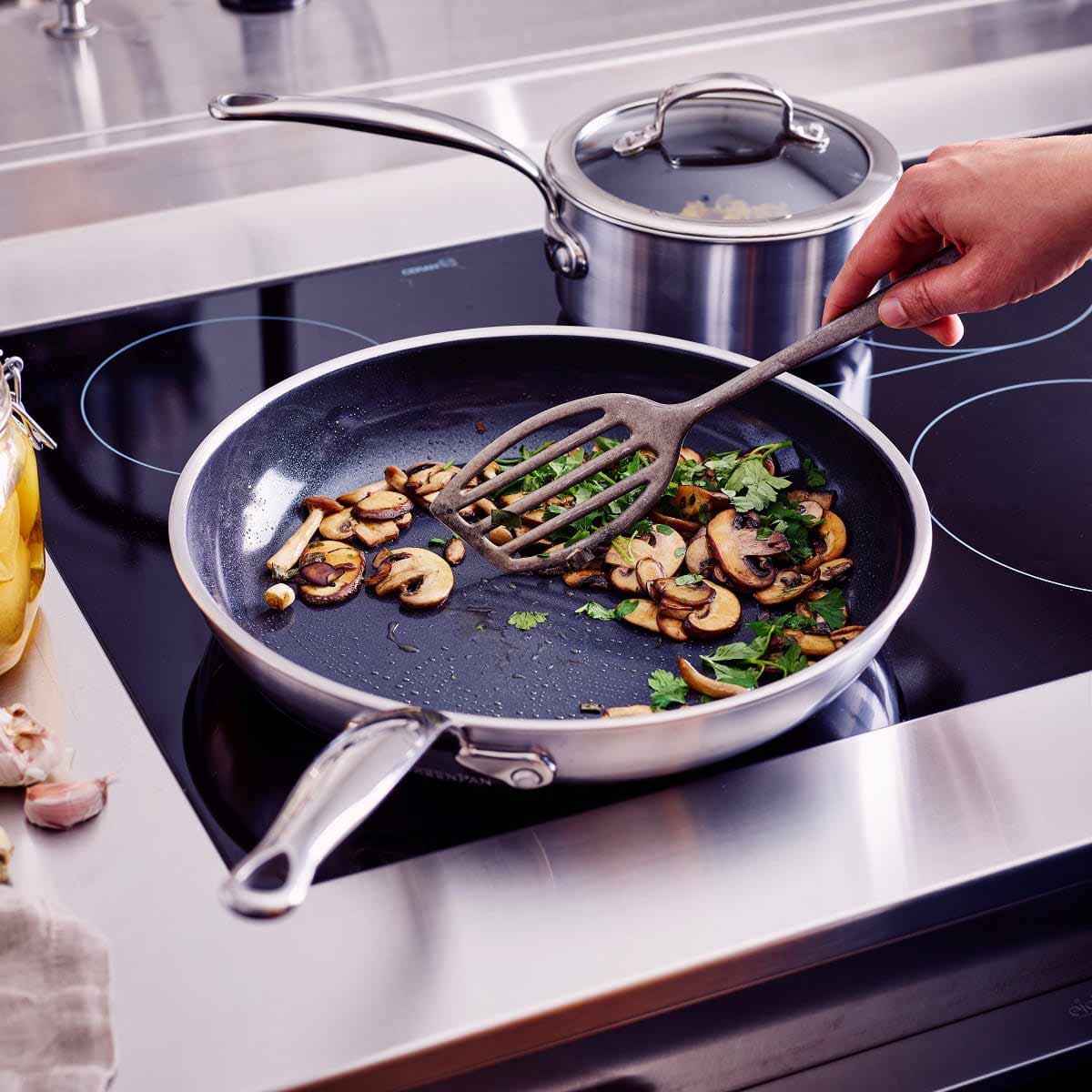 GreenPan Premiere Frypan Twin Pack 20cm & 26cm - Image 3