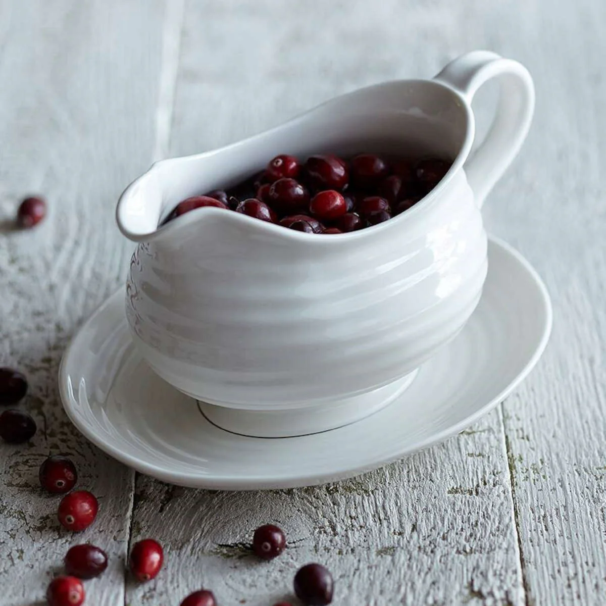 Portmeirion Sophie Conran Gravy Boat with Stand 550ml - Image 7